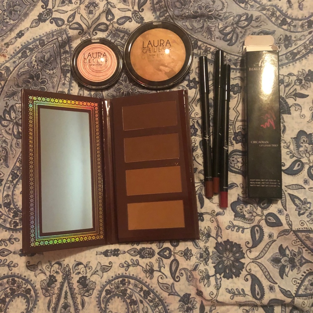 Makeup bundle - Picture 2 of 2